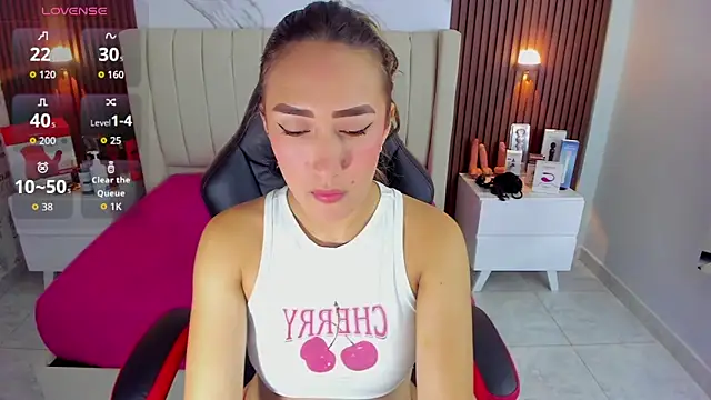 Snapshot of CAMILAGRAY chatting on October 29, 2025, 12:51 pm CAMILAGRAY online show from October 29, 2025, 12:51 pm