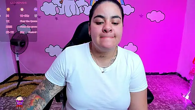 Sharon hils online show from February 23, 2026, 9:23 pm