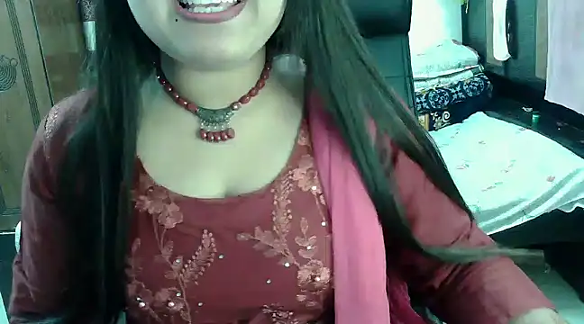 Snapshot of SweetGirlRani143 chatting on January 24, 2025, 4:49 pm SweetGirlRani143 online show from January 24, 2025, 4:49 pm