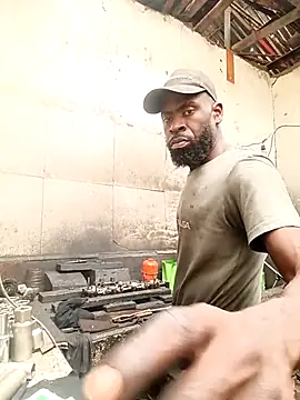 Snapshot of Yairelnegro chatting on November 24, 2025, 7:57 pm Yairelnegro online show from November 24, 2025, 7:57 pm