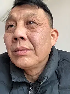 Snapshot of bcc0001 chatting on February 2, 2026, 6:12 am bcc0001 online show from February 2, 2026, 6:12 am