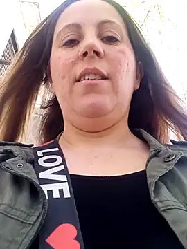 SofiEstevez online show from September 28, 2025, 6:24 pm