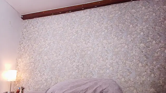 nicol f online show from November 10, 2025, 3:05 am