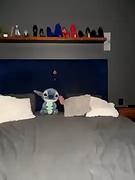 Snapshot of Ursa_sexy chatting on October 14, 2025, 6:14 am Ursa sexy online show from October 14, 2025, 6:14 am