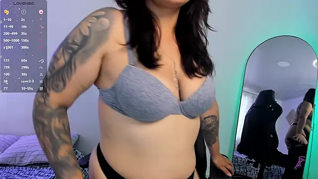 GretaX-X online show from July 28, 2026, 3:21 pm