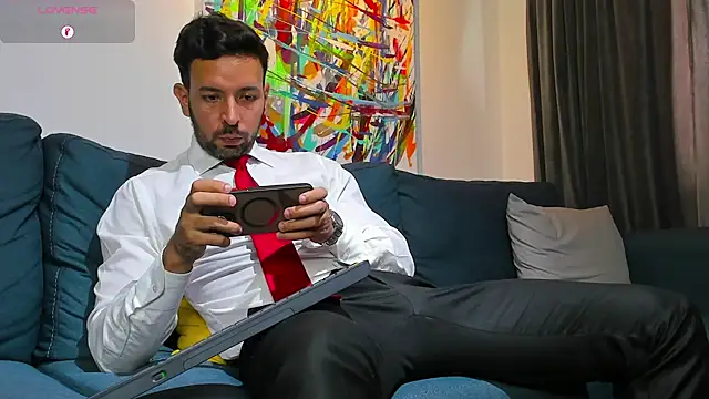 Snapshot of tommy_raym0ndg chatting on November 25, 2025, 8:31 pm tommy raym0ndg online show from November 25, 2025, 8:31 pm