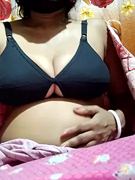 Snapshot of Sexy-sheela chatting on January 1, 2025, 10:32 am Sexy-sheela online show from January 1, 2025, 10:32 am
