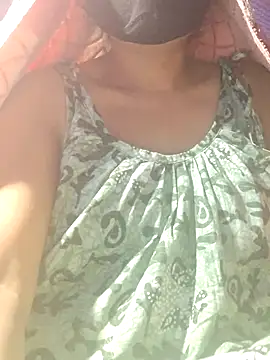 Snapshot of Sexy-sheela chatting on January 19, 2025, 1:32 am Sexy-sheela online show from January 19, 2025, 1:32 am