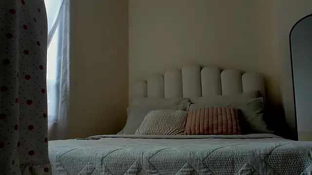 Snapshot of evely_coelloo chatting on November 14, 2025, 4:38 pm evely coelloo online show from November 14, 2025, 4:38 pm