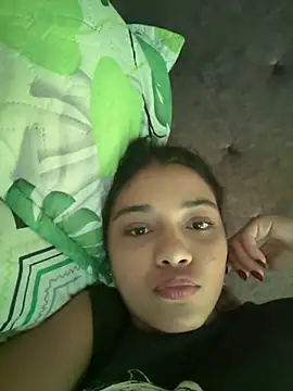evely coelloo online show from July 14, 2026, 10:15 pm
