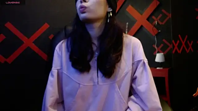  yuyi online show from February 1, 2025, 11:21 am