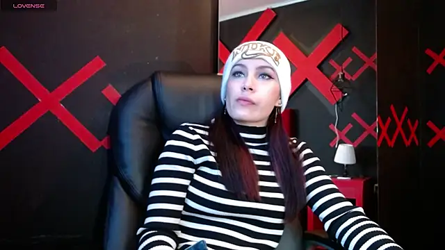  yuyi online show from February 6, 2025, 11:10 am