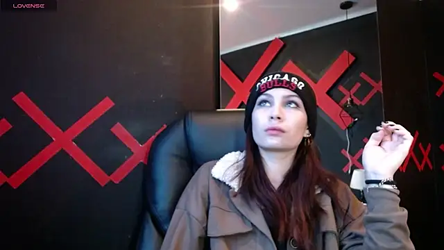  yuyi online show from March 3, 2025, 11:22 am