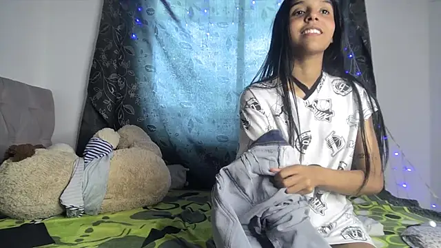 Snapshot of Michi_sexy chatting on December 4, 2024, 4:38 pm Michi sexy online show from December 4, 2024, 4:38 pm
