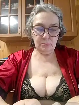 IrinaSweet54 online show from June 24, 2026, 8:35 am