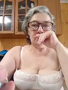 IrinaSweet54 online show from June 27, 2026, 9:58 am