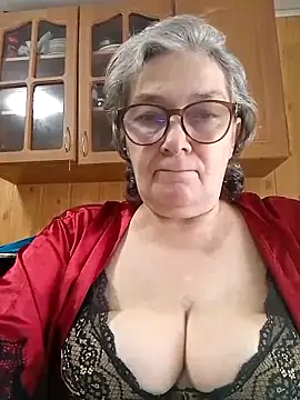 IrinaSweet54 online show from June 28, 2026, 9:04 am