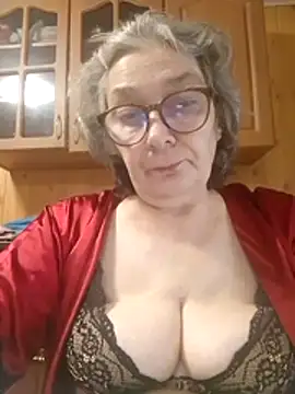 IrinaSweet54 online show from July 5, 2026, 9:16 am