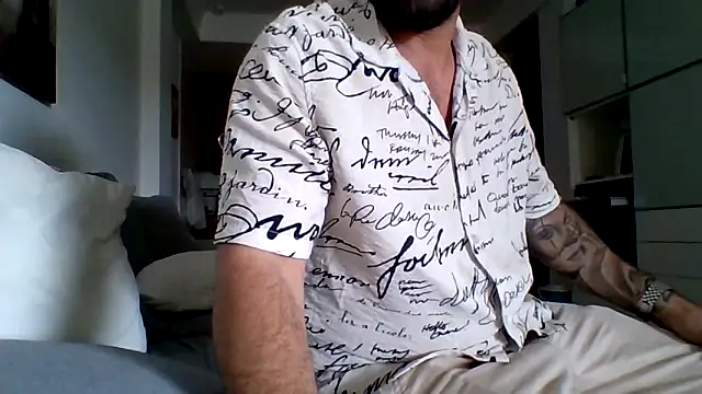 bobotatto online show from May 6, 2026, 1:38 pm
