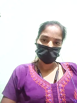 anusiya01 online show from September 28, 2025, 7:19 pm