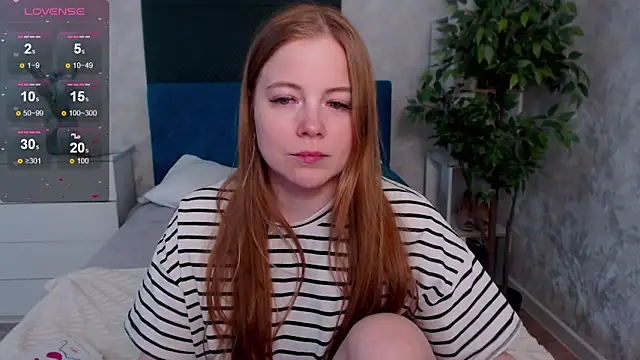 Snapshot of JennyyHot chatting on February 16, 2026, 9:05 am JennyyHot online show from February 16, 2026, 9:05 am