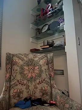 Snapshot of camdanz777 chatting on November 2, 2025, 1:46 pm camdanz777 online show from November 2, 2025, 1:46 pm