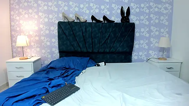 BritneySweet  online show from March 13, 2025, 1:43 am