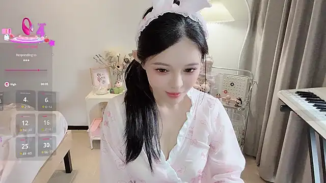 Snapshot of S-wan chatting on October 20, 2025, 4:35 am S-wan online show from October 20, 2025, 4:35 am