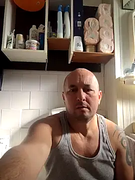 intx800 online show from October 26, 2025, 8:09 am