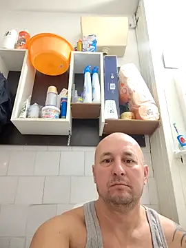 intx800 online show from November 18, 2025, 3:23 am