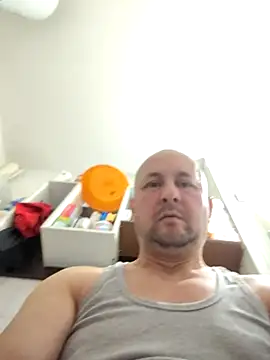 intx800 online show from April 23, 2026, 3:41 am