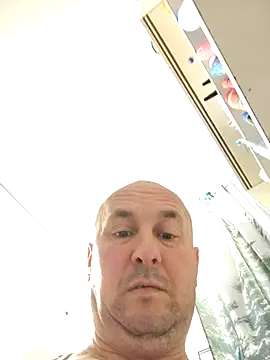 intx800 online show from April 25, 2026, 3:42 am