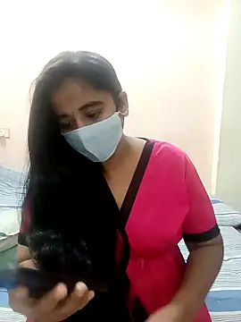 DIZZLING DIVA online show from December 23, 2024, 11:39 pm