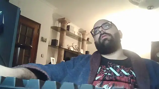 manokiitoo online show from March 31, 2026, 9:15 pm