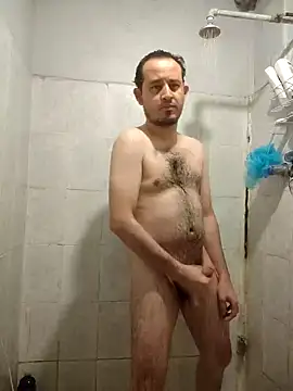 Snapshot of Martin_h24 chatting on January 29, 2025, 1:05 am Martin h24 online show from January 29, 2025, 1:05 am