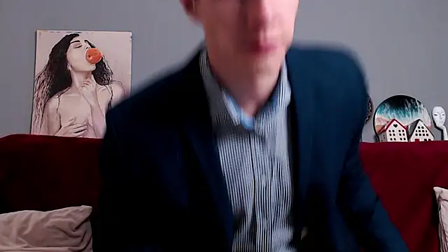 Snapshot of Chris_Brien chatting on December 4, 2024, 2:20 am Chris Brien online show from December 4, 2024, 2:20 am