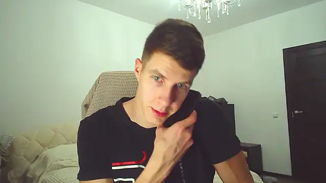 Snapshot of Chris_Brien chatting on February 28, 2026, 12:33 am Chris Brien online show from February 28, 2026, 12:33 am