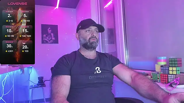 MAGABEAR077 online show from October 31, 2025, 8:37 am