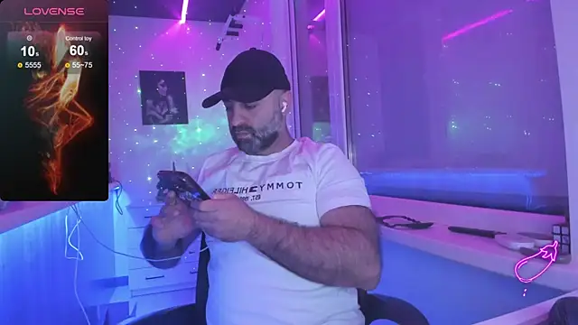 MAGABEAR077 online show from November 27, 2025, 2:19 pm