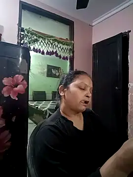 Kavya kapoor online show from February 19, 2025, 1:39 pm