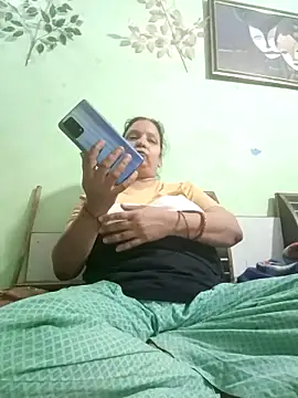 Kavya kapoor online show from March 4, 2025, 4:30 pm