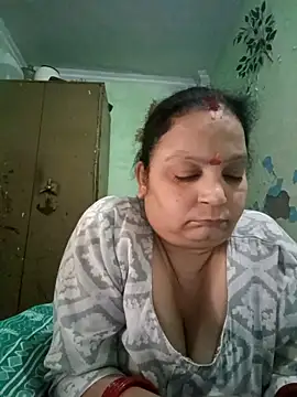 Kavya kapoor online show from October 29, 2025, 8:38 am