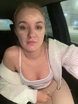 Devill Angel  online show from December 14, 2024, 2:21 pm