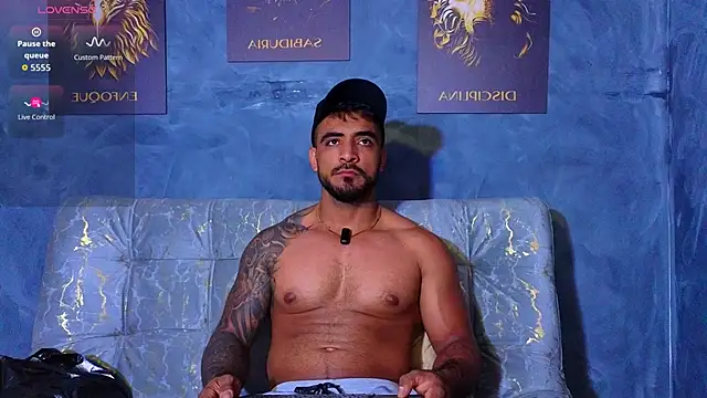 ERIC HARRISON online show from October 12, 2025, 1:26 am