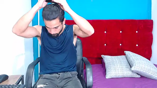 ryan musclexxx online show from January 17, 2025, 5:53 am