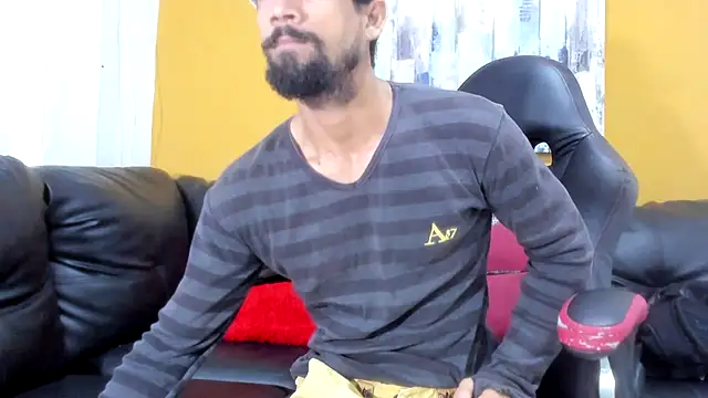 ryan musclexxx online show from September 27, 2025, 2:05 am