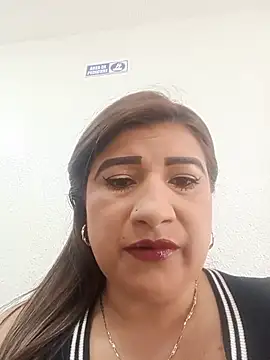 Hannahcandyy online show from June 9, 2026, 4:51 pm