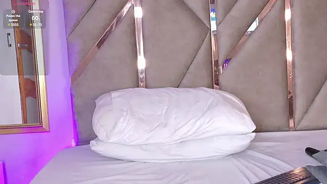 Lola King online show from February 22, 2025, 9:01 am