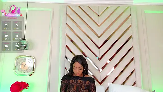 Lola King online show from September 29, 2025, 4:39 am