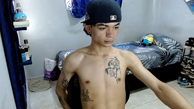 Lovebeng  online show from January 31, 2025, 1:02 pm